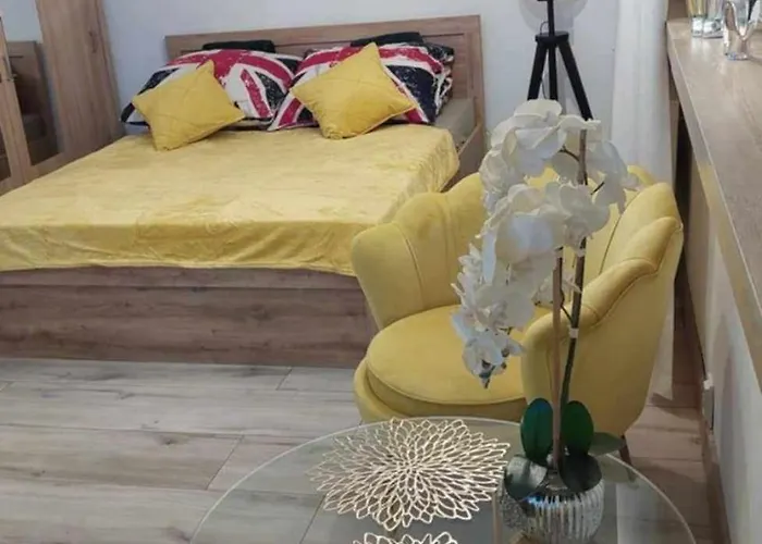 Elegancki W Centrum Miasta P&p Apartment *